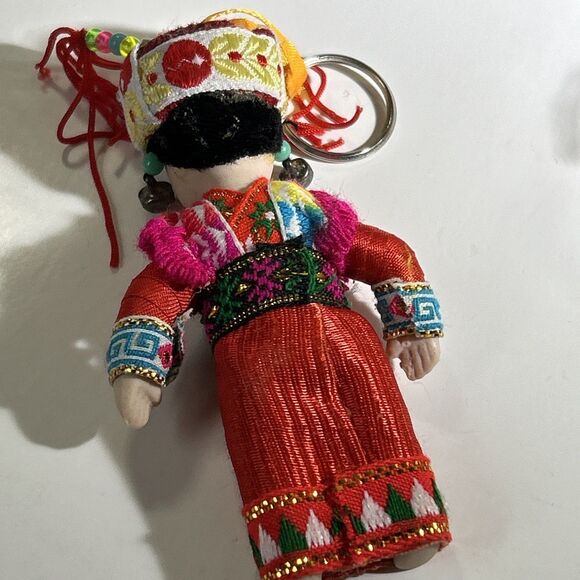Vintage Pair Of Porcelain Jointed Colorful Ethnic Doll Keychains 4" - READ - Picture 9 of 11